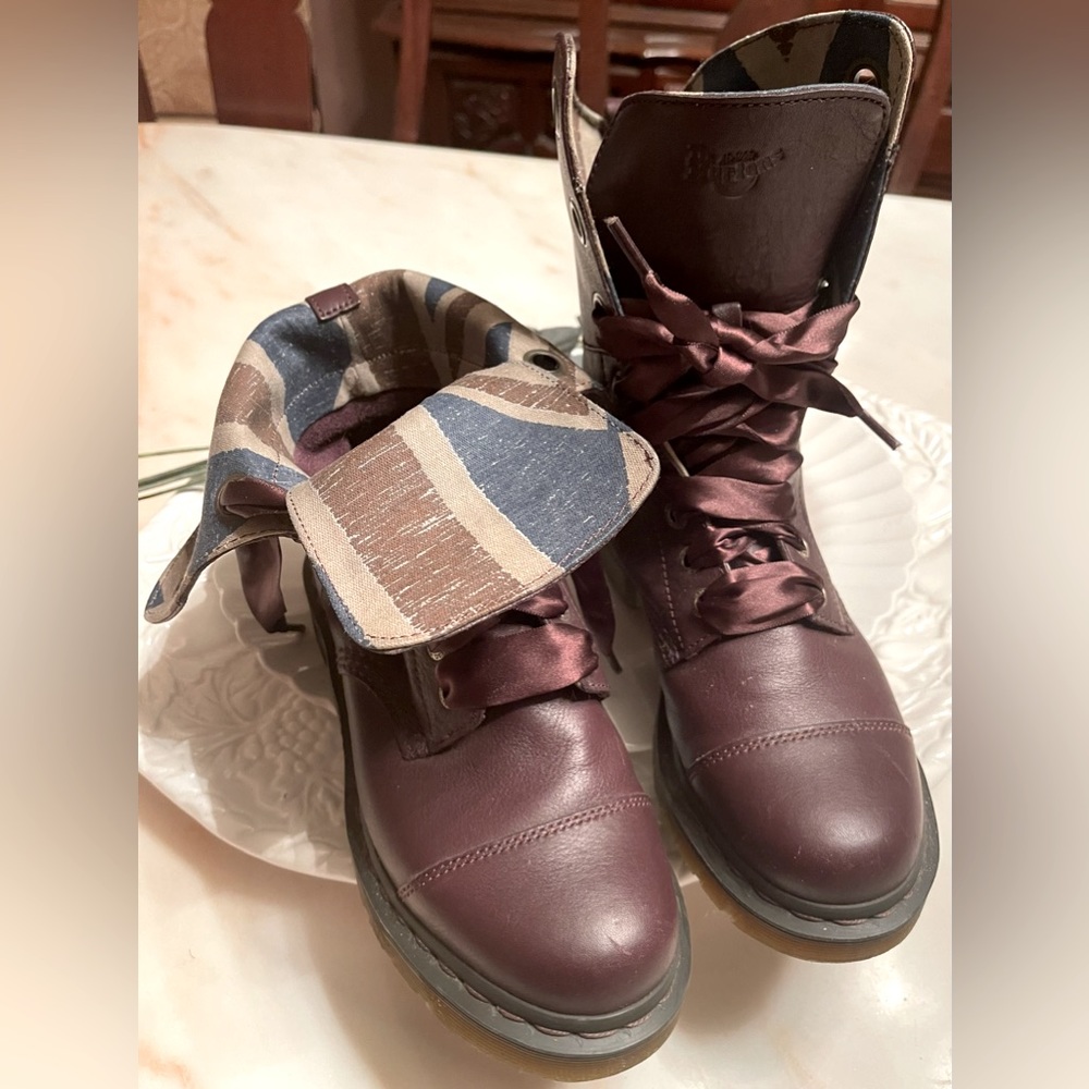Union Jack Dr. Martens (Doc Martens) AW004 Brown Aimilie Boots w/Ribbon Laces